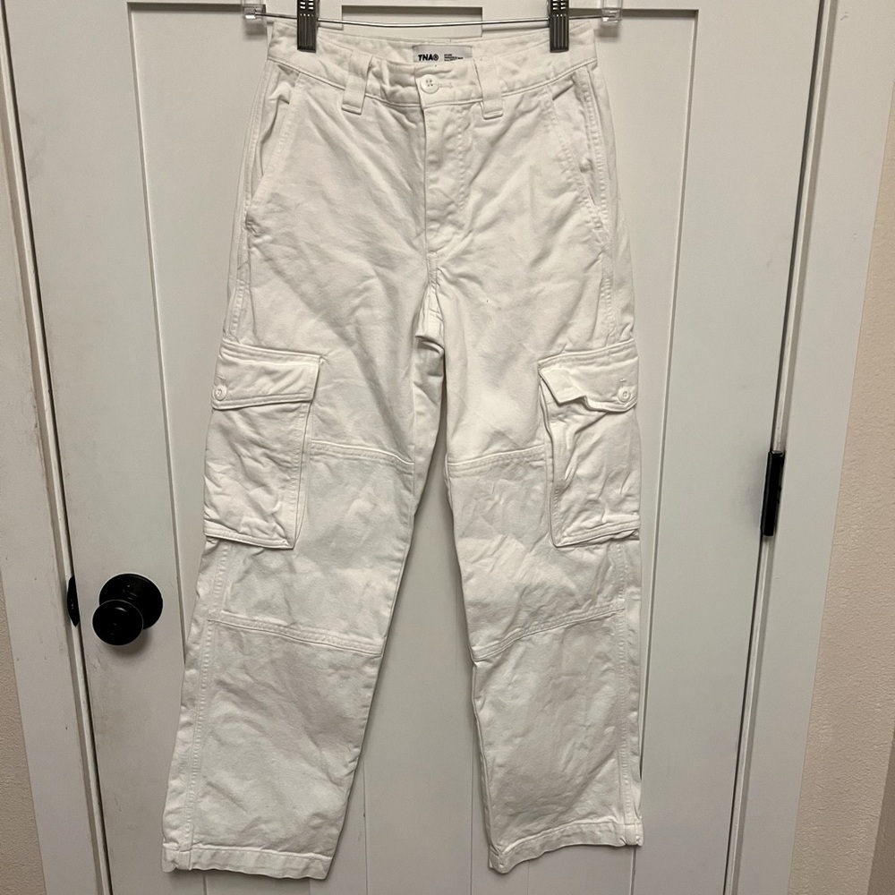 Aritzia TNA white chambers troop cargo pants Size 00